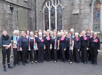 Choirs celebrate twinning