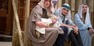 Farmers host carol service