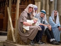 Farmers host carol service