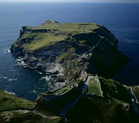 Henwyn tyller/Place names - Tintagel 