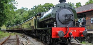 Local heritage project brings Christmas carols to valley line