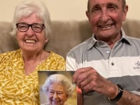 Pair receive special letter for diamond anniversary