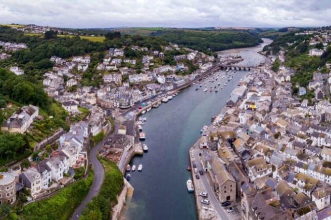 A view of Looe harbour, river and bridge from above