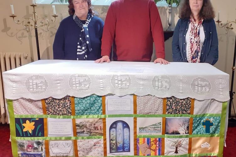  Left to right Ann Chudleigh, Reverend Ben Morgan Lundie, Maggie Willmott  