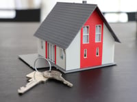 How to be a thrifty property purchaser