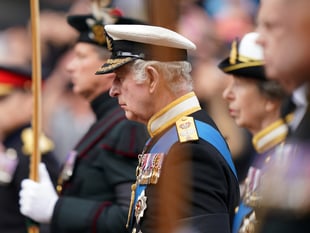 Nation bids farewell to Queen 