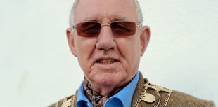 Beloved Portreeve to step down ahead of move across the Tamar