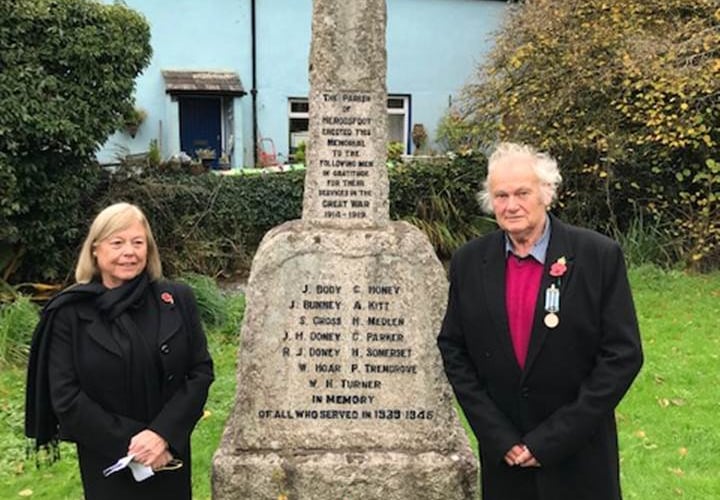 Cornwall Councillor Jane Pascoe and Ian Gordon at the war memorial on Herodsfoot Village Green