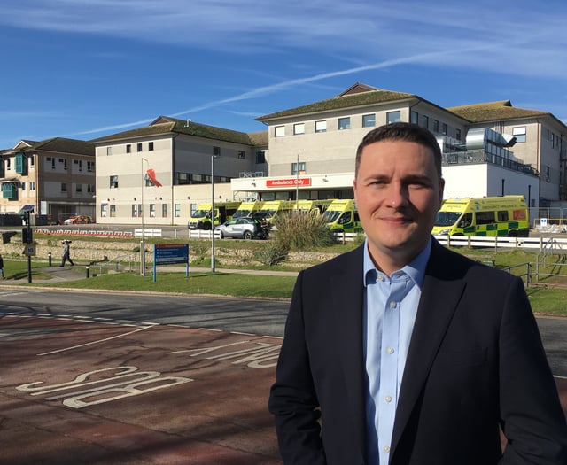Shadow health secretary Wes Streeting visits Cornwall