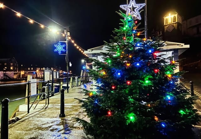 Support needed to save Christmas and New Year