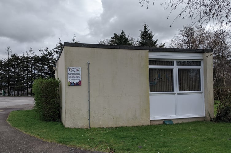 THE little building that has made a big difference: Tic Tac, the advice and support centre for young people set up in 1997 by Dereen Carnegie-Rance and Lexie Bryce Waters, is closing this week