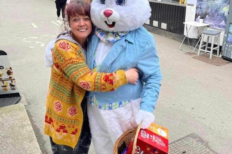Easter bunny with Kelly Thomas
