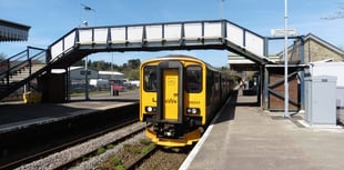 Man  given suspended jail sentence after pleasuring himself on trains