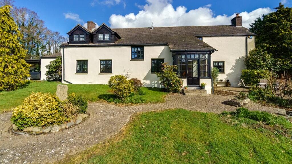 Saltash Farm Saltash farm for sale once belonged to King Charles II and spans 24 ...