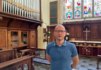 Former church leader says vicar choice was not sexist