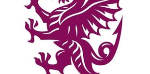 Somerset look to keep Surrey in check