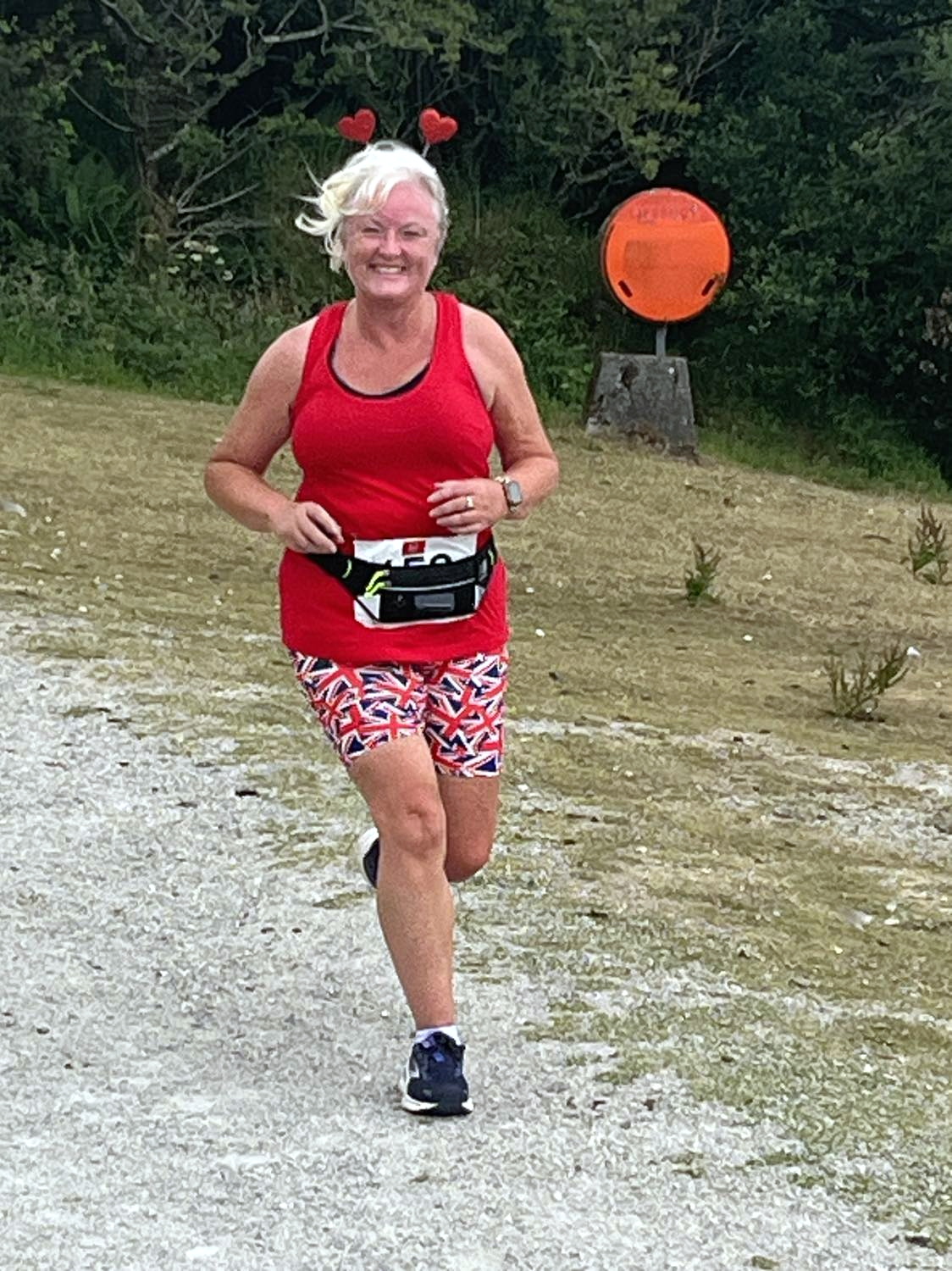 Liskeard Power Runs Cornwall members complete a lap of Siblyback lake for charity