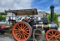 Vintage vehicles make their way to the Crows Nest Inn
