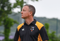 Choughs coach Abbott refuses to give up on play-offs