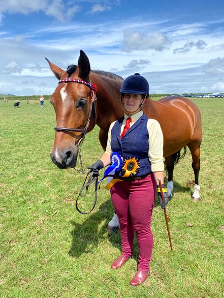 Lucy Willetts from Callington placed 1st in the pre veterans in hand class with Trebedw Xavier the Hackney x pre. Trebedw Xavier later went onto win the champion in the rescue veteran class. Lucy was very “chuffed” to have been awarded the champion rosette as this was Trebedw Xavier’s first year showing in the veterans classes. Lucy has plans to attend St Dominck show and Callington show in the next few weeks.