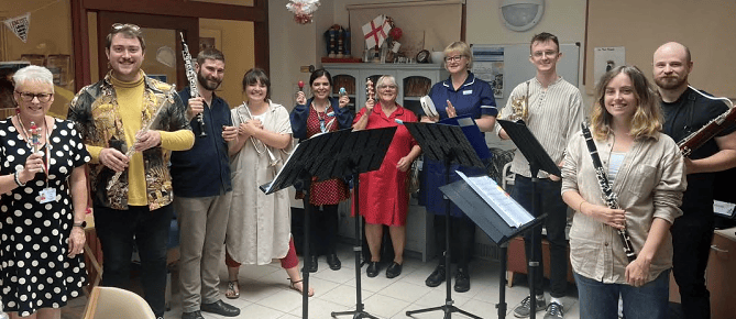 Endelienta Orchestra perform to patients at Bodmin Hospital