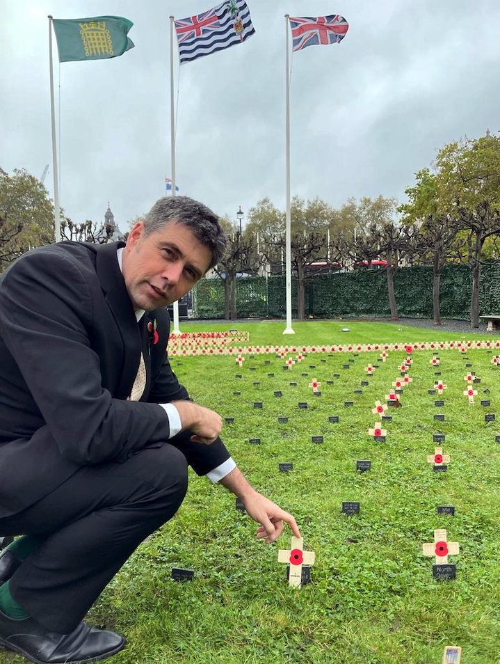 Bodmin pays its respects on Remembrance Day