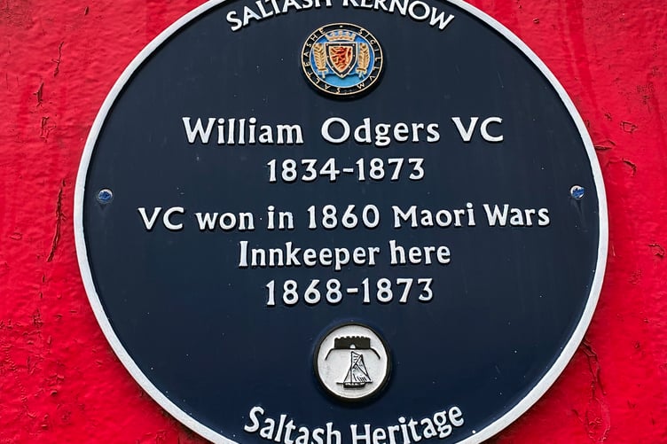 The blue plaque commemorating William Odgers outside the Union Inn, Saltash
