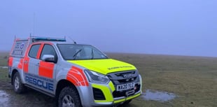 Search and Rescue team locate lost walkers on Bodmin Moor