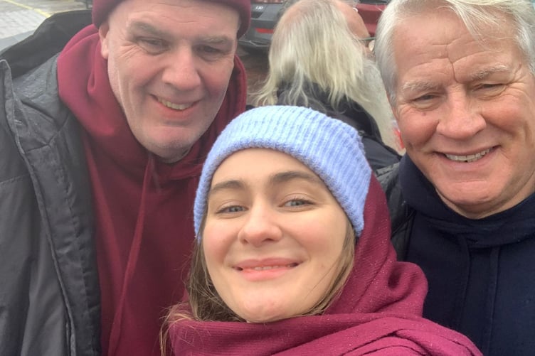 Cllr Simon Cassidy, Mike Allsopp alongside Arina Ð Ukrainian Humanitarian leader