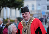 Mayor of Liskeard to hand over his robes