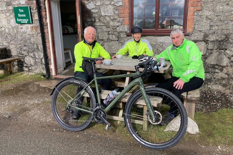 Club members took a well deserved coffee break at Minions