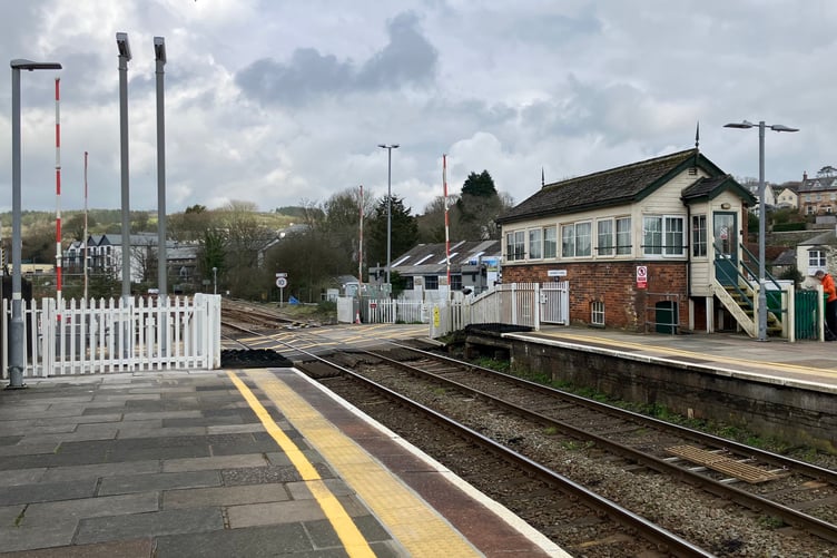 Lostwithiel level crossing