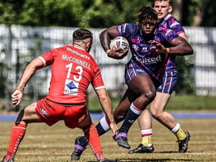 Cornwall snap up Courage Mkuhlani for the rest of the season