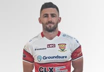 Moyle returns as leaders Camborne welcome fifth-placed Lymm