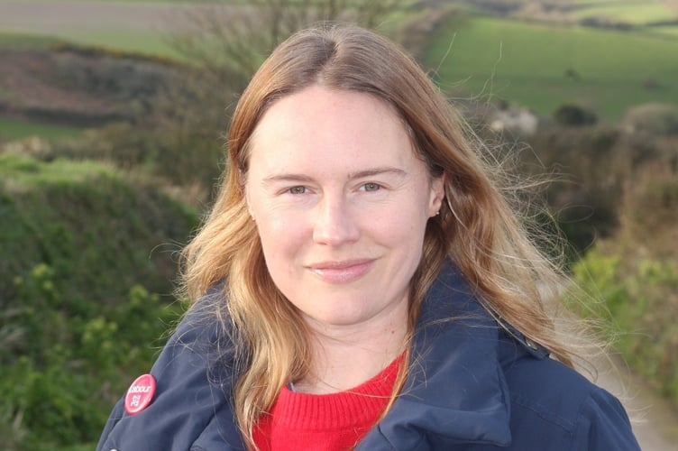 Anna Gelderd, Labour