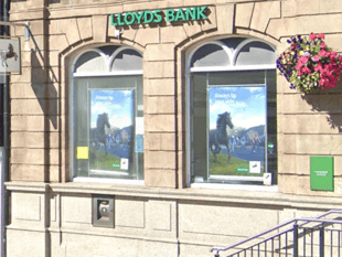 Closure of Lloyds branch announced amid latest wave of bank closures