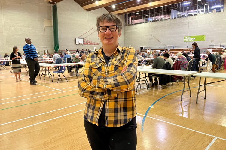 Voice reporter Kirstie Newton at electoral count