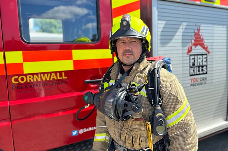Firefighter Lee Russell will be walking 20 miles in full kit to raise money for Fire Fighters charity.