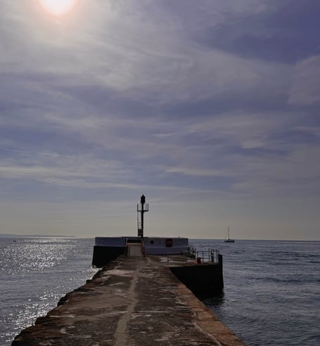 Looe's iconic Banjo Pier features in the opening titles of the successful TV drama filmed in the town.