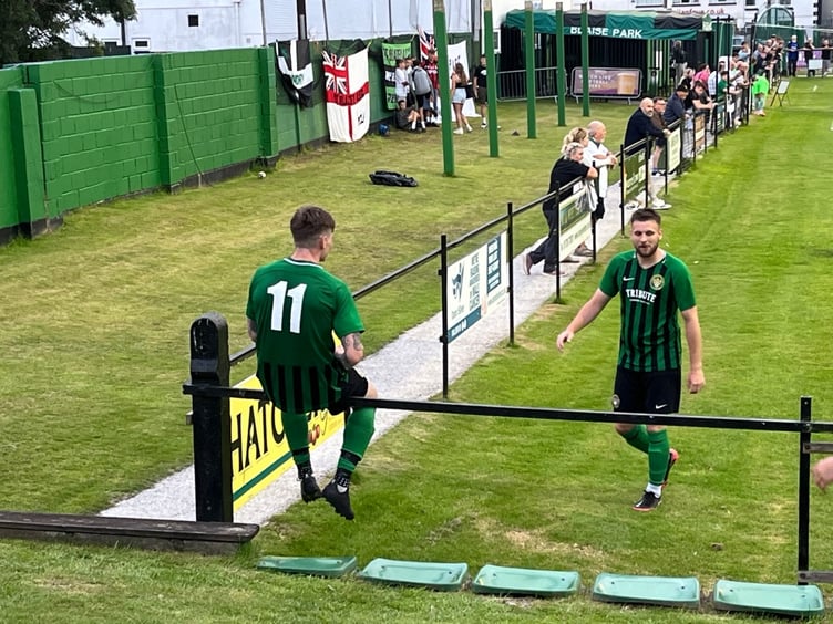 Gary Hird v Saltash.