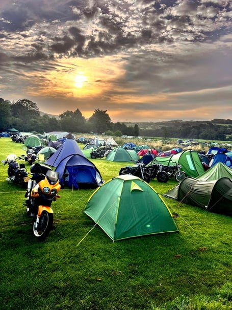Tents as far as the eye could see. (Picture: Jan Simpson)