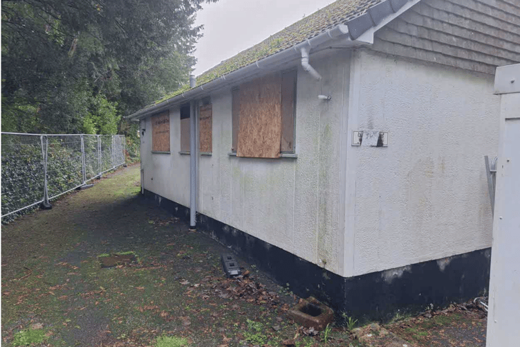 The derelict bungalow at Dean Denver, Liskeard