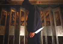 Only a fifth of residents trust youths to report people carrying knives