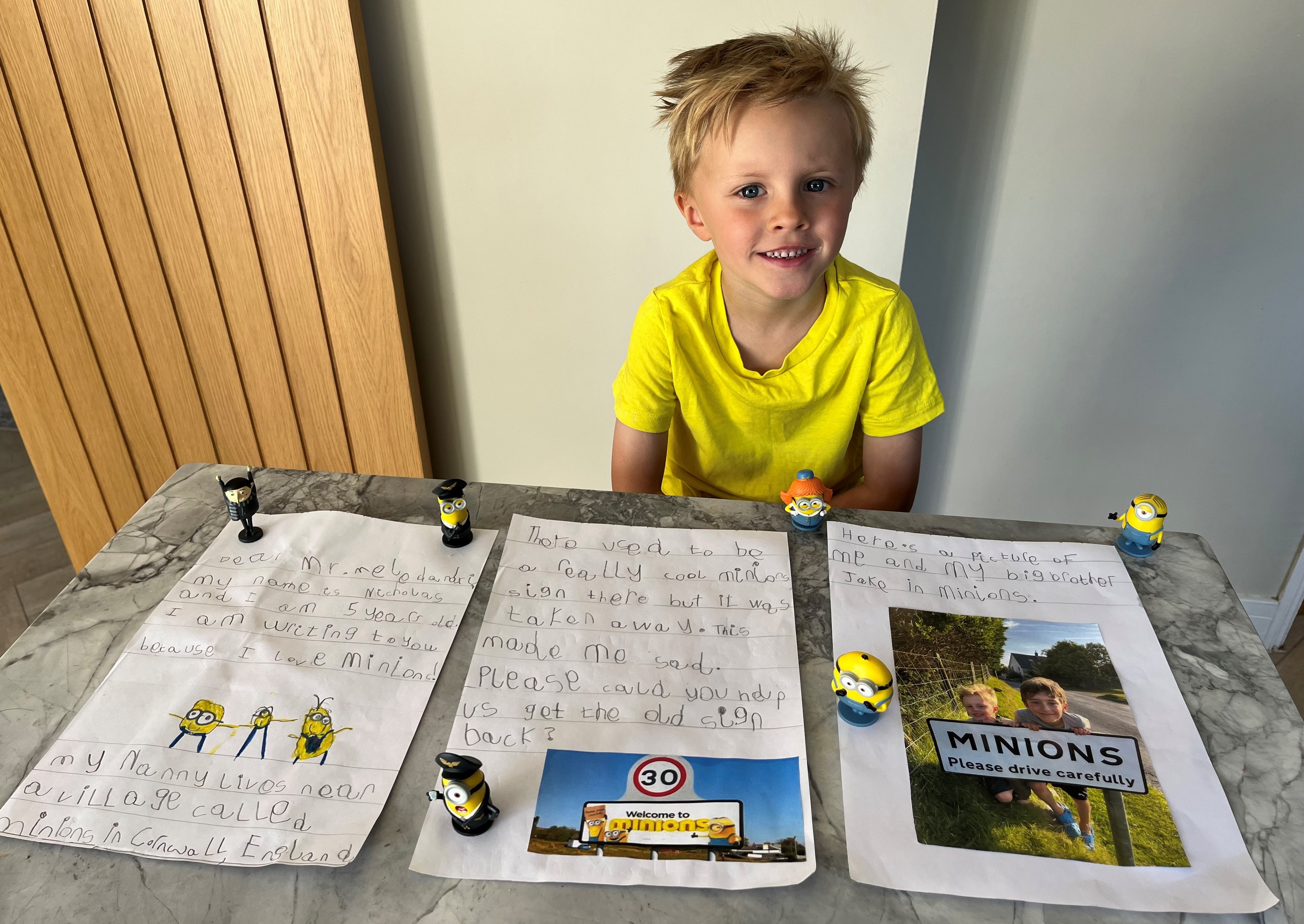 Young fan appeals for return of Minions sign | cornish-times.co.uk