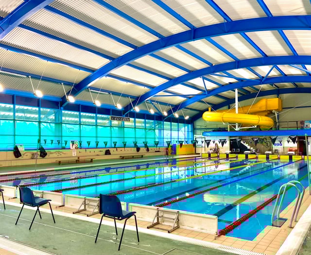 Leisure centre bans smoking and vaping