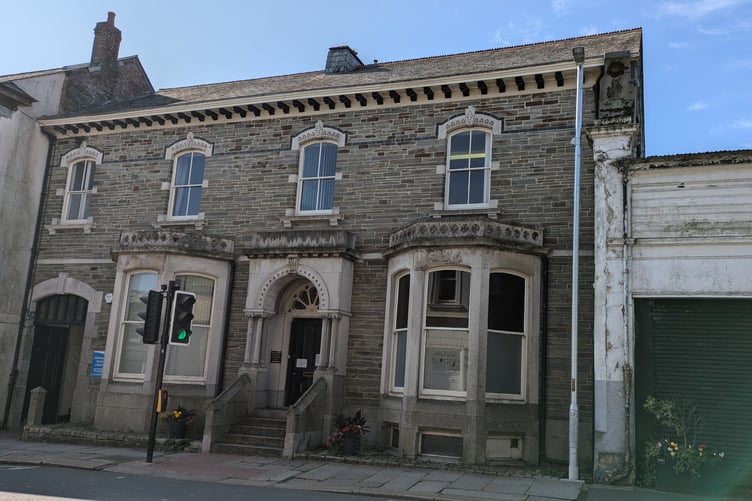 Liskeard's Rosedean Surgery will be extended, but plans will have to change as owners of nearby retail units are not selling