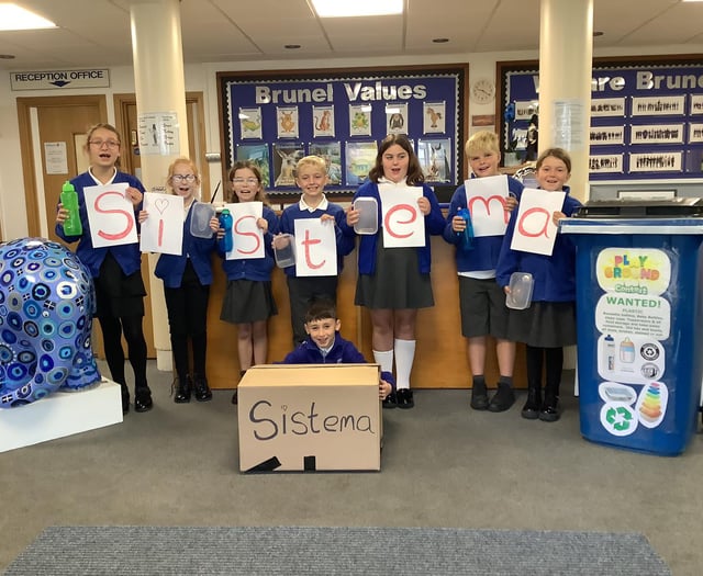 Saltash school collecting old lunchboxes to win new playground 