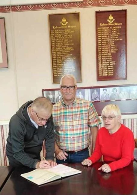 COUNCILLOR David Braithwaite, new deputy mayor of Liskeard, signs the oath of office witnessed by town clerk Steve Vinson and mayor Christina Whitty