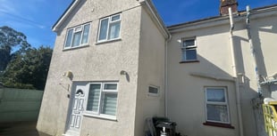 Ground floor flat sells for £55,000 at auction