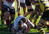 Camborne look to continue perfect start against visiting Hornets